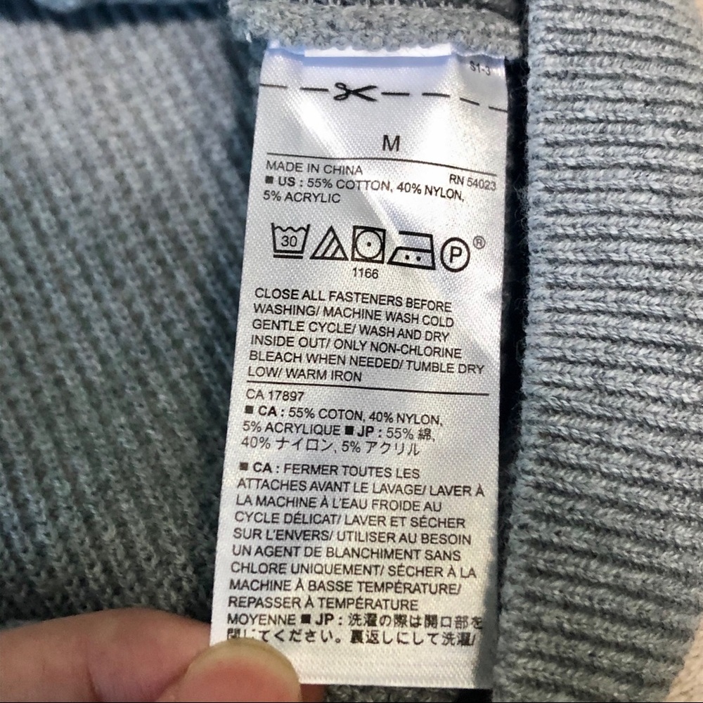 Men’s Banana Republic Light Grey Sweater Jacket - Picture 12 of 14